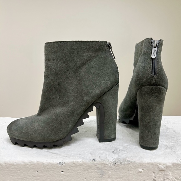 Gorgeous Suede Healed Ankle Boots - Picture 2 of 6